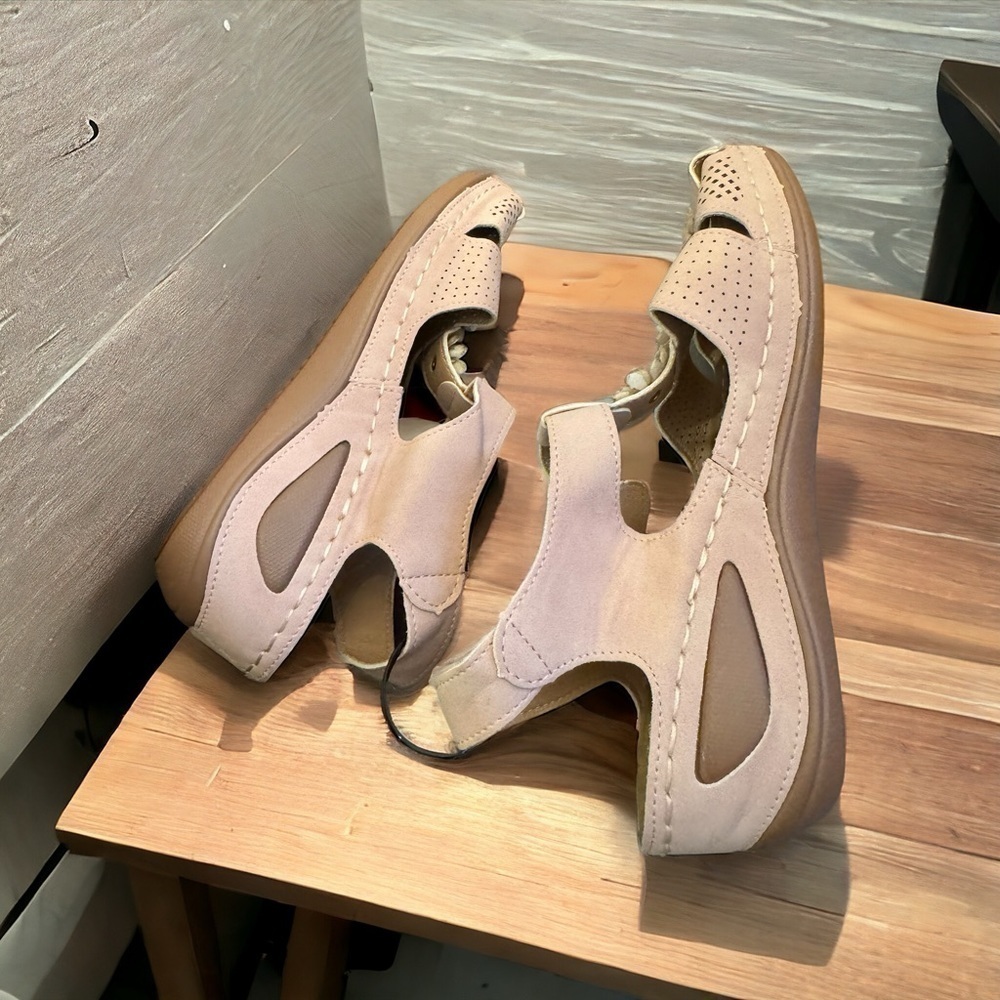 Brand new pale pink sandals EU 37 - Picture 2 of 4